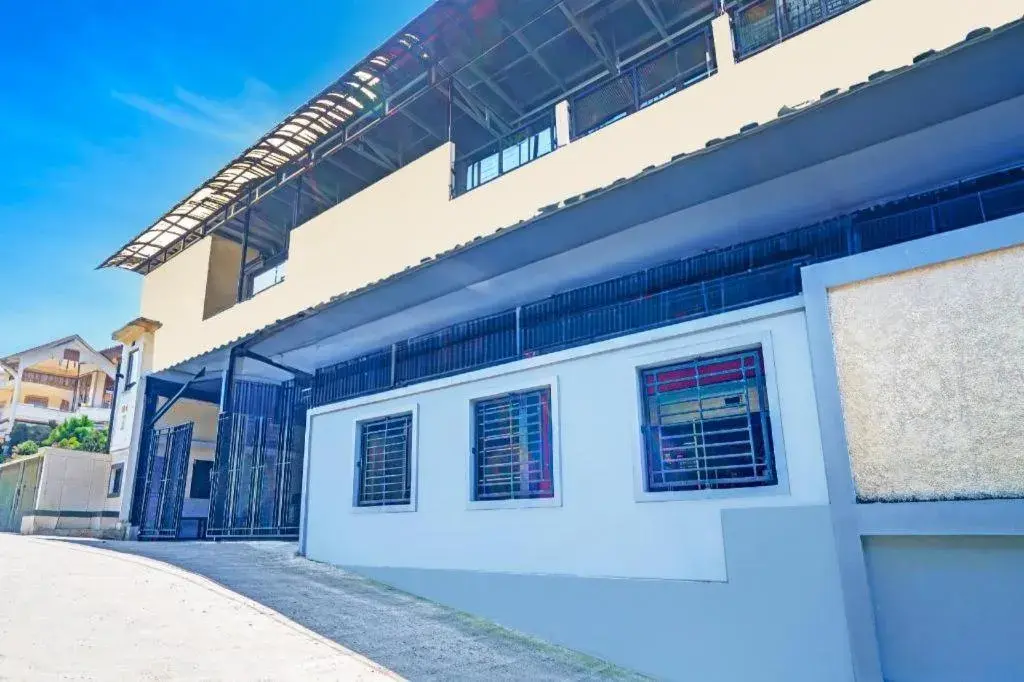 OYO Maleo Exclusive Residence near Universitas Kristen Maranatha OYO Maleo Exclusive Residence near Universitas Kristen Maranatha