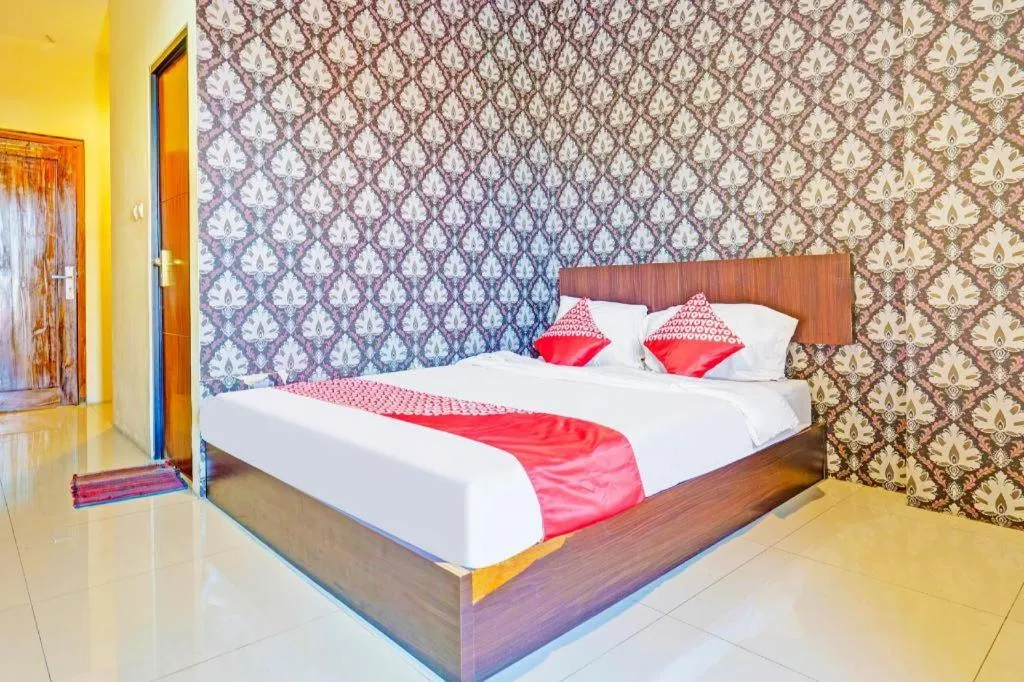 Bed in OYO Maleo Exclusive Residence near Universitas Kristen Maranatha