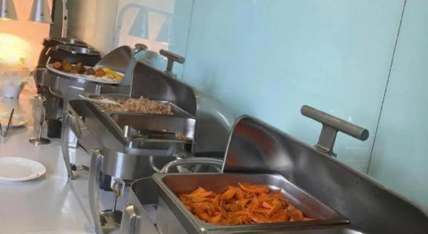 City Comfort Inn Wuhan Tianhe Airport Julong Avenue Metro Station