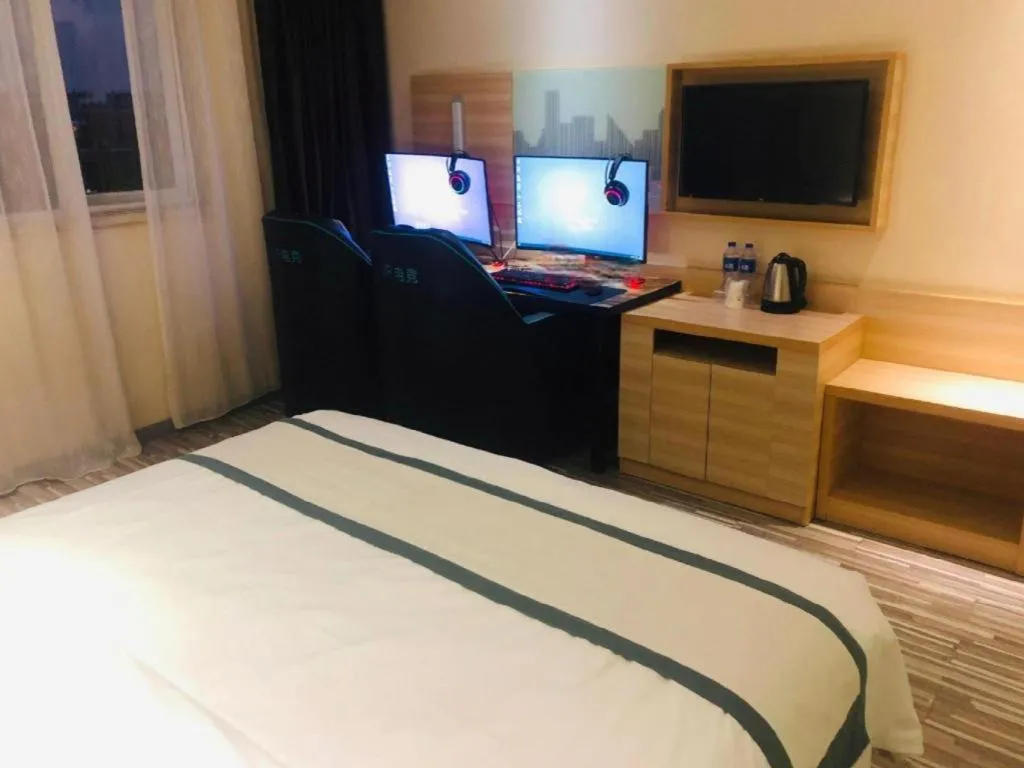 Bed in City Comfort Inn Wuhan Tianhe Airport Julong Avenue Metro Station