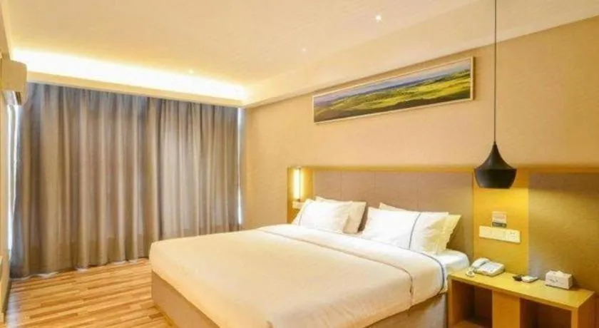 Bed in City Comfort Inn Suizhou Yanhe Avenue