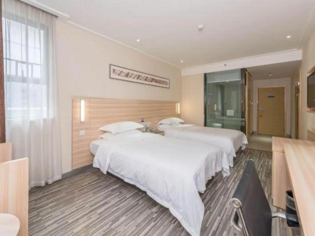 Bed in City Comfort Inn Nanning Dashatian Metro Station