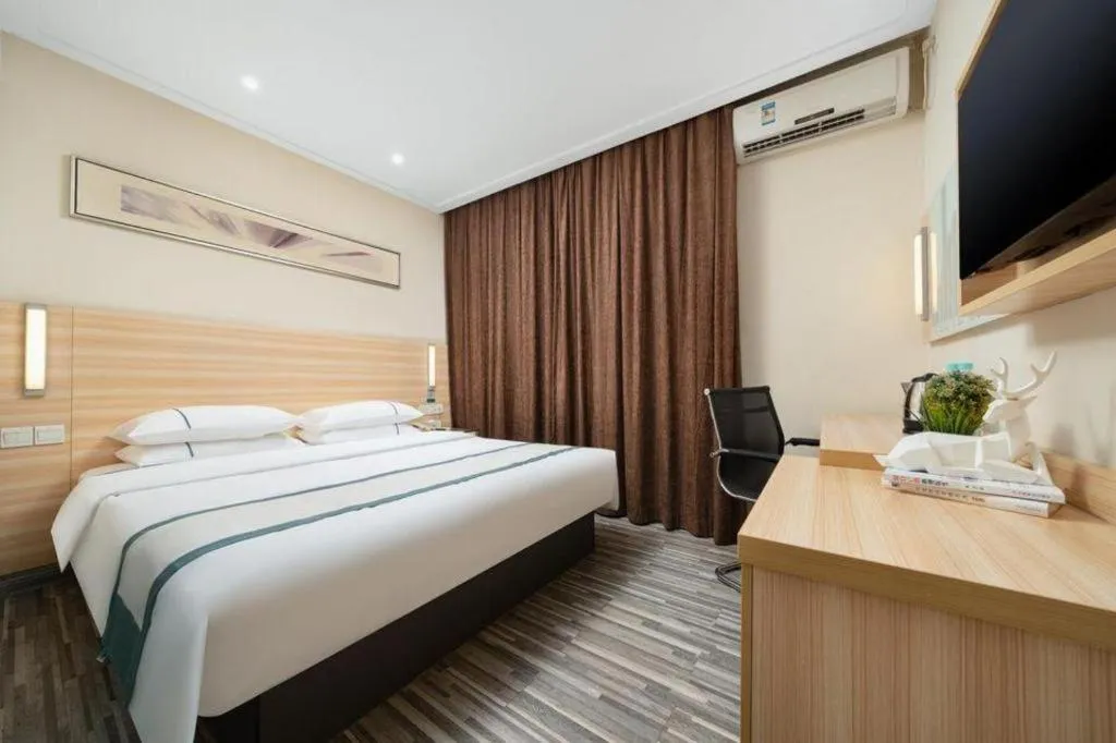 Bed in City Comfort Inn Nanning Dashatian Metro Station