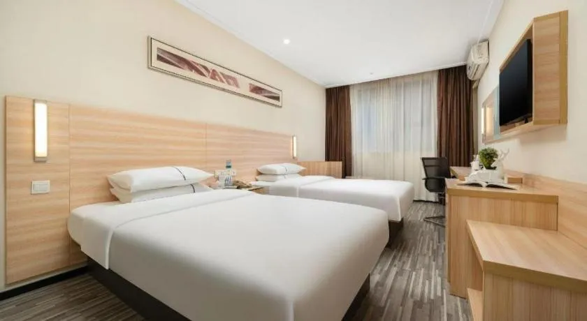 Bed in City Comfort Inn Nanning Dashatian Metro Station