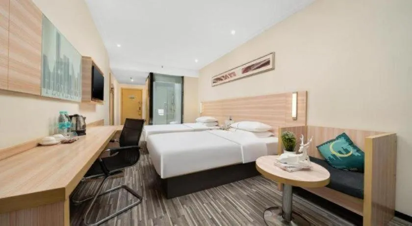 Bed in City Comfort Inn Nanning Dashatian Metro Station