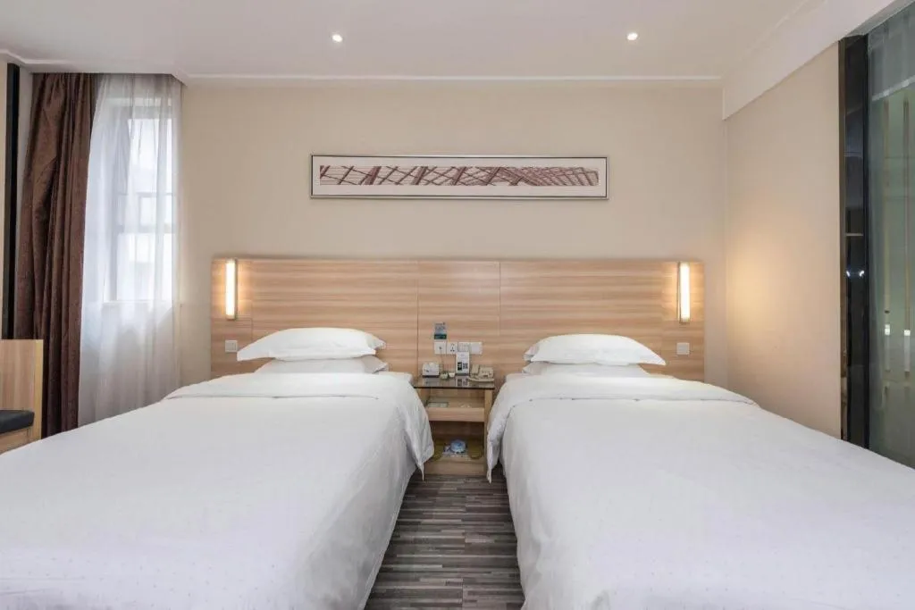 Bed in City Comfort Inn Nanning Dashatian Metro Station