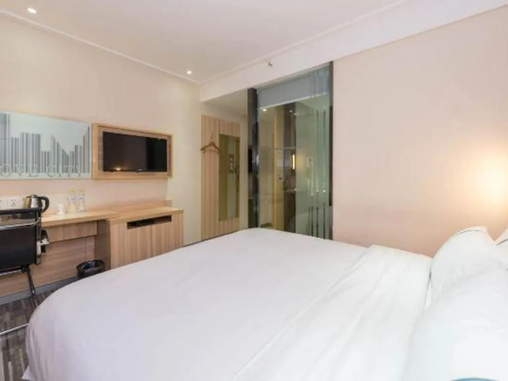 Bed in City Comfort Inn Nanning Dashatian Metro Station