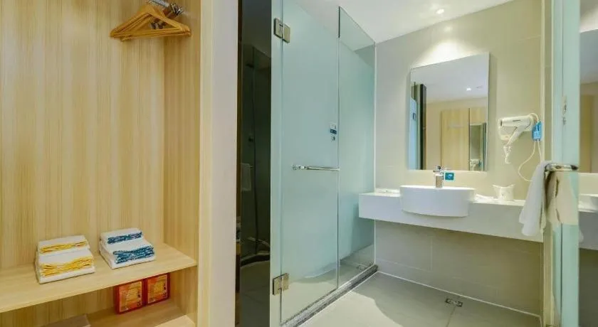 City Comfort Inn Guiyang Yan'an Middle Road Fountain Metro Station