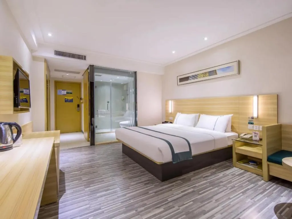 Bed in City Comfort Inn Guiyang Yan'an Middle Road Fountain Metro Station