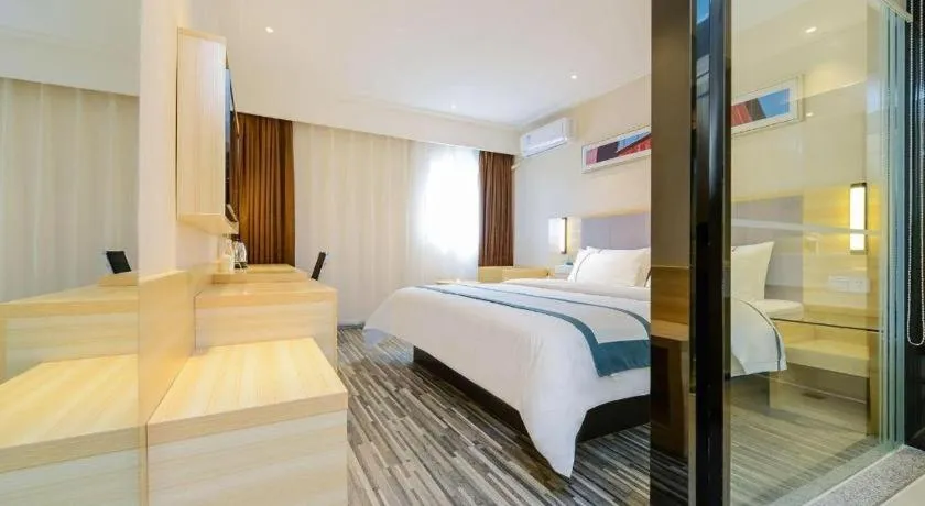 Bed in City Comfort Inn Guiyang Yan'an Middle Road Fountain Metro Station