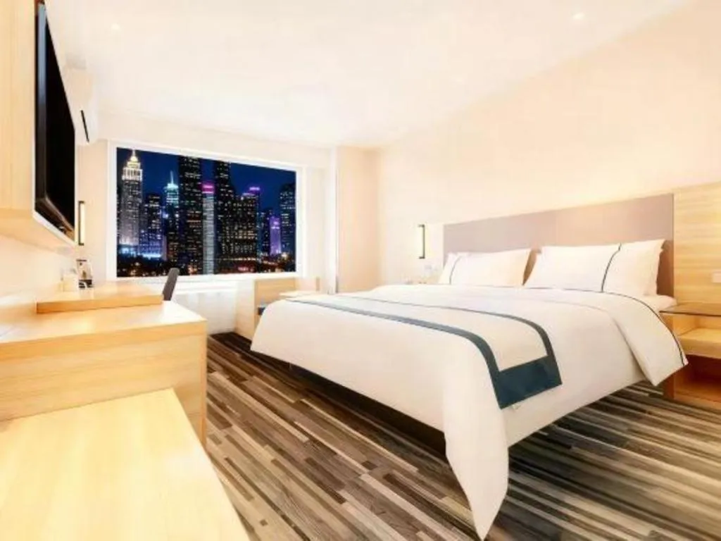 Bed in City Comfort Inn Guiyang Yan'an Middle Road Fountain Metro Station