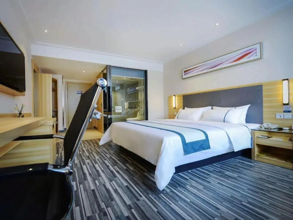 Bed in City Comfort Inn Guiyang Yan'an Middle Road Fountain Metro Station