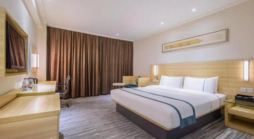 Bed in City Comfort Inn Guiyang Yan'an Middle Road Fountain Metro Station