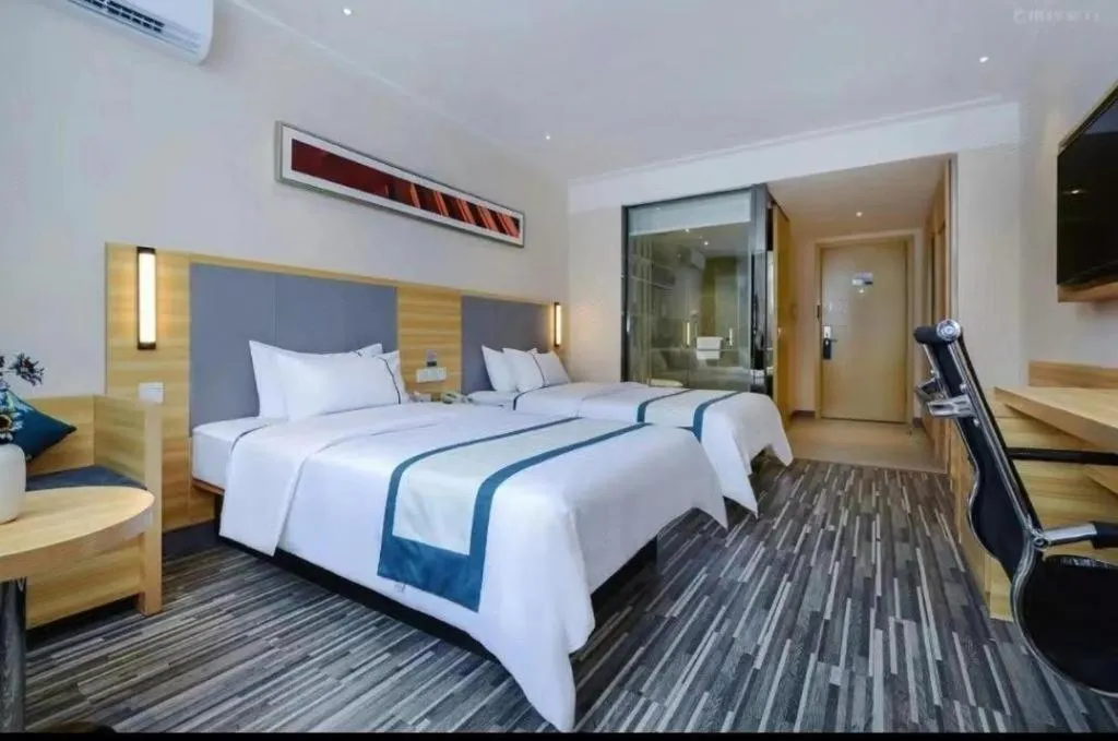 Bed in City Comfort Inn Guiyang Yan'an Middle Road Fountain Metro Station