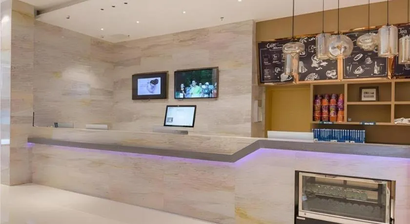 City Comfort Inn Liuzhou High-speed Railway Station Entrance