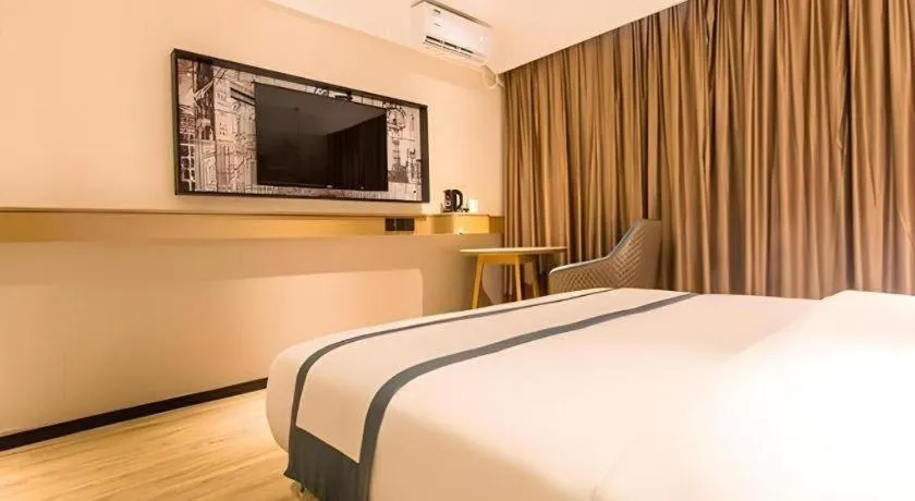 Bed in City Comfort Inn Nanning Yudong Jinxiang Metro Station