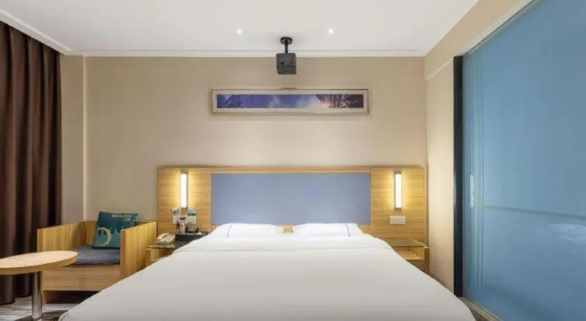 Bed in City Comfort Inn Yulin Jincheng Center Municipal Government