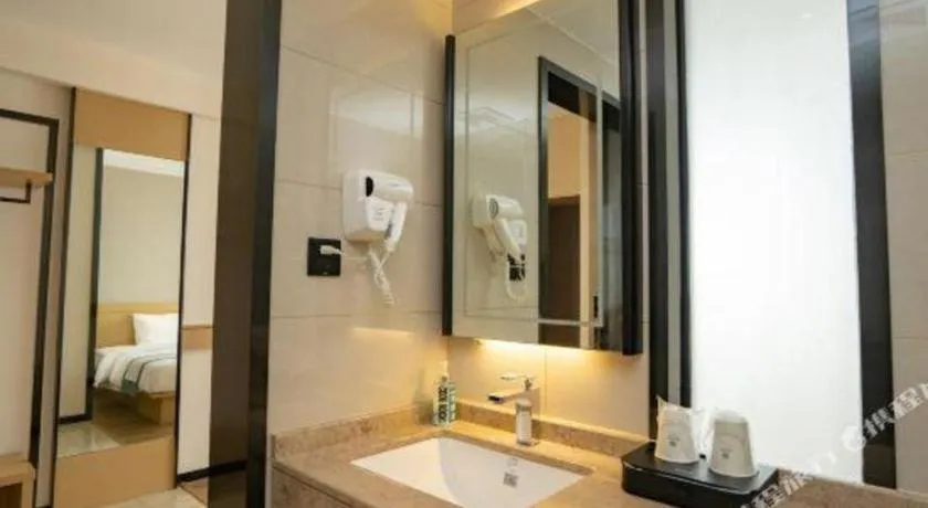 City Comfort Inn Yulin Jincheng Center Municipal Government