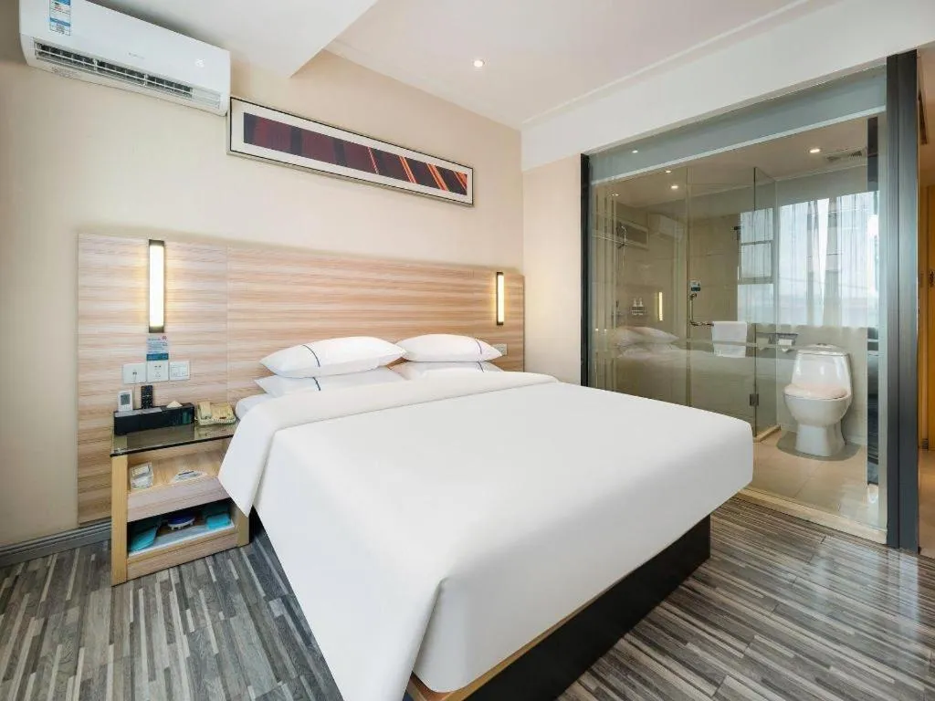 Bed in City Comfort Inn Baise Tiandong