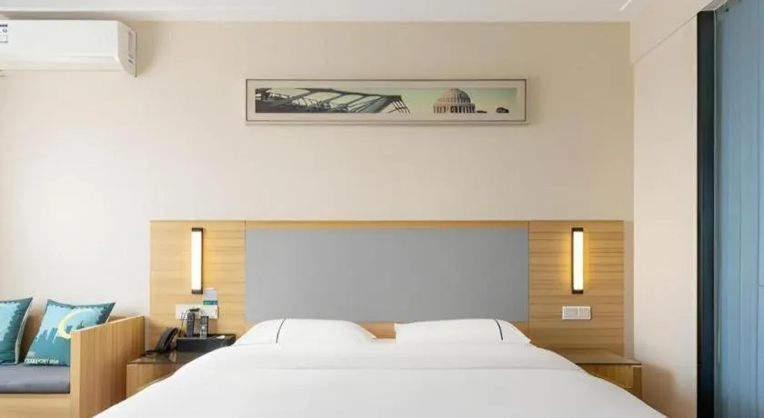Bed in City Comfort Inn Shantou Daxue Road