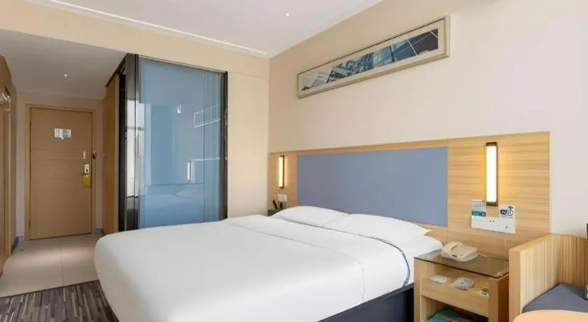Bed in City Comfort Inn Shantou Daxue Road