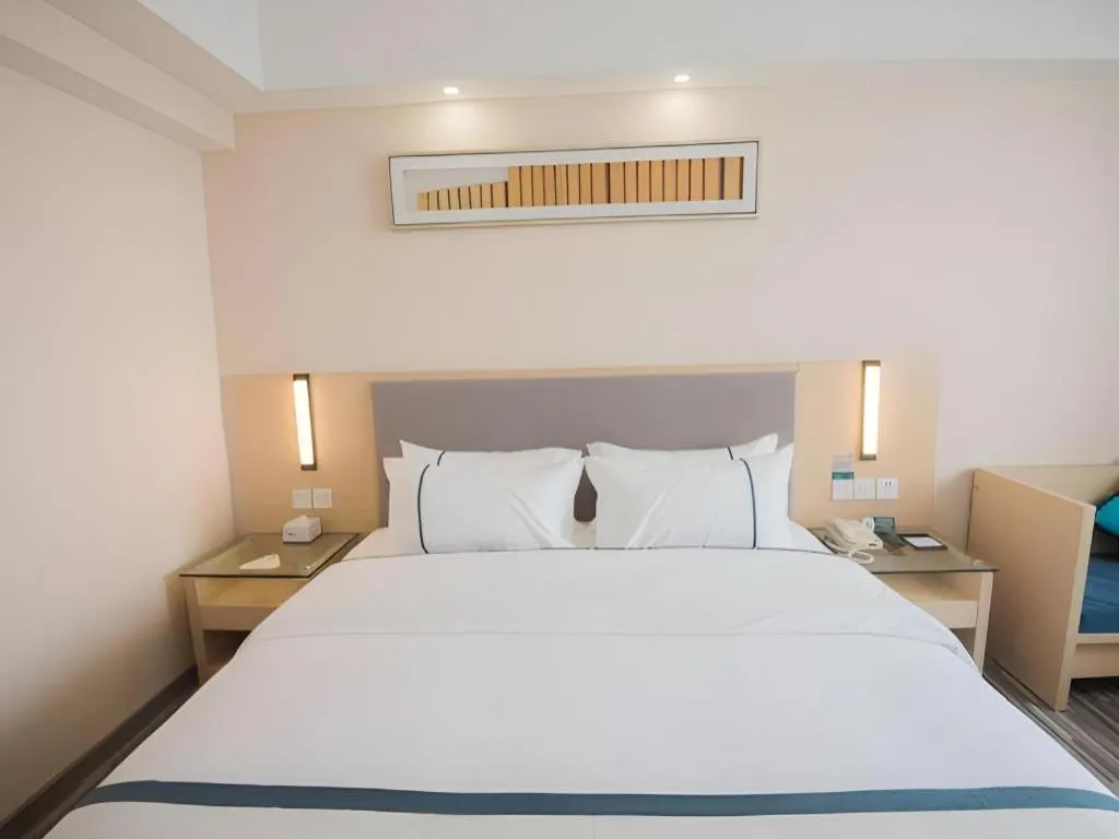 Bed in City Comfort Inn Shantou Daxue Road