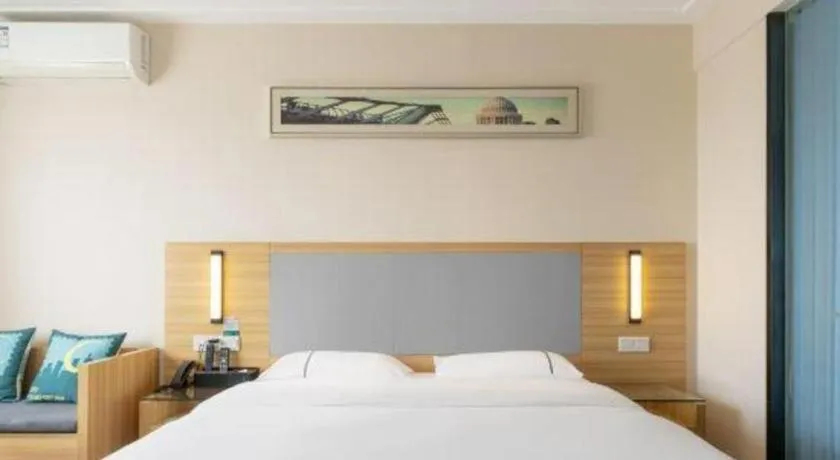 Bed in City Comfort Inn Shantou Daxue Road