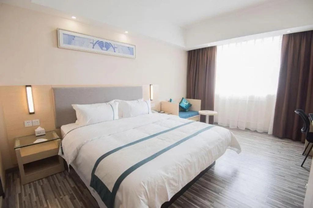 Bed in City Comfort Inn Shantou Daxue Road