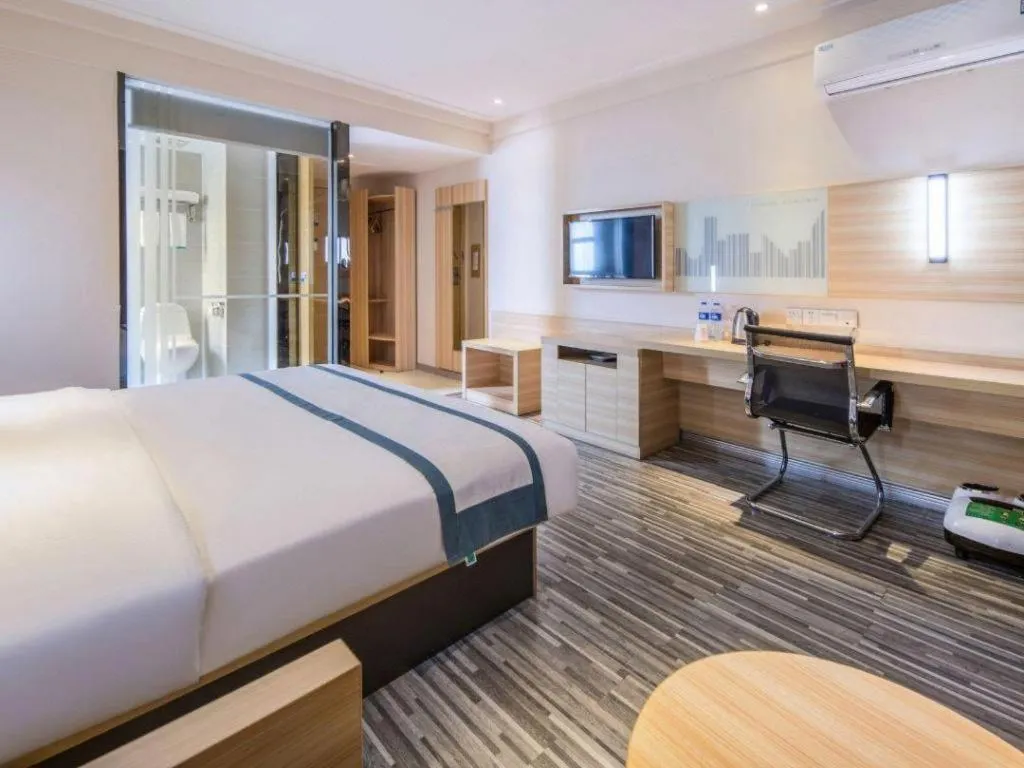 Bed in City Comfort Inn Shantou Daxue Road