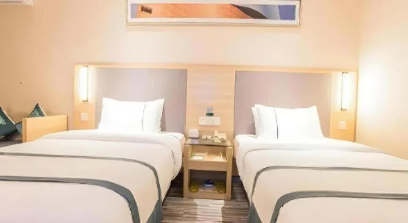 Bed in City Comfort Inn Shantou Daxue Road