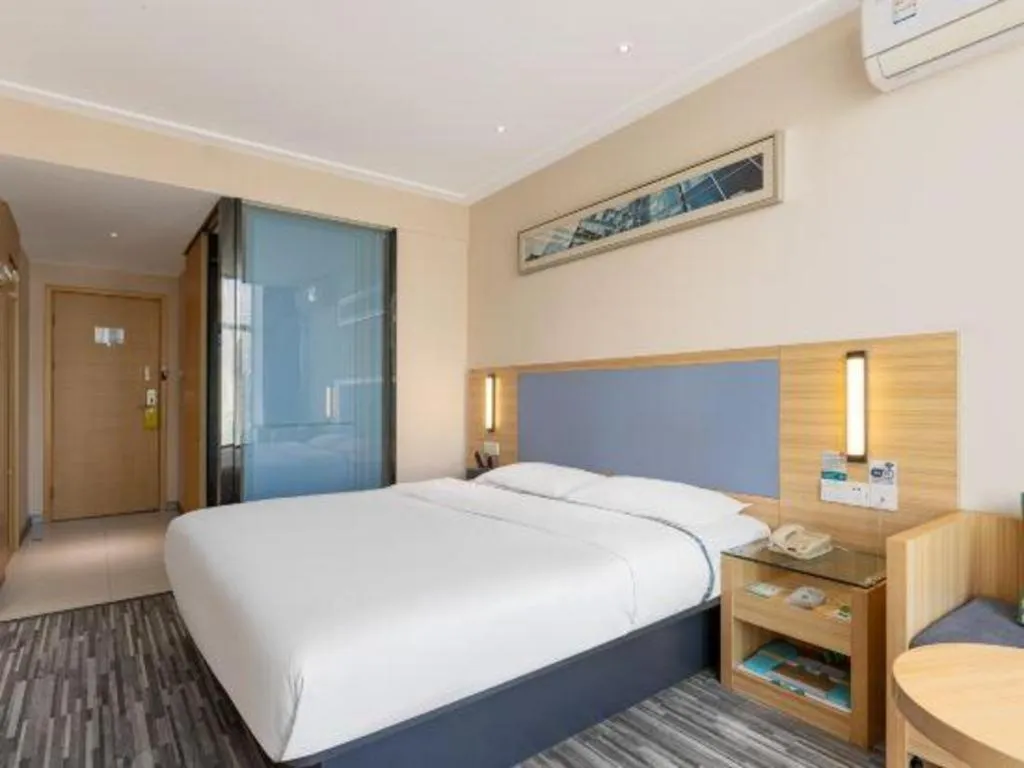 Bed in City Comfort Inn Shantou Daxue Road