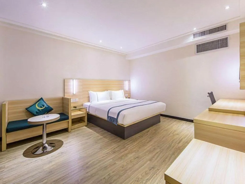 Bed in City Comfort Inn Shantou Daxue Road