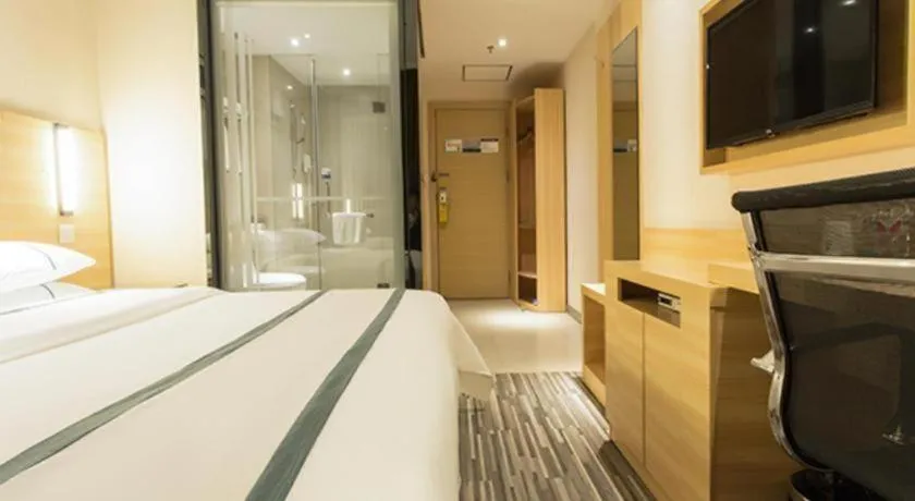 Bed in City Comfort Inn Nanning Wuyi Fude