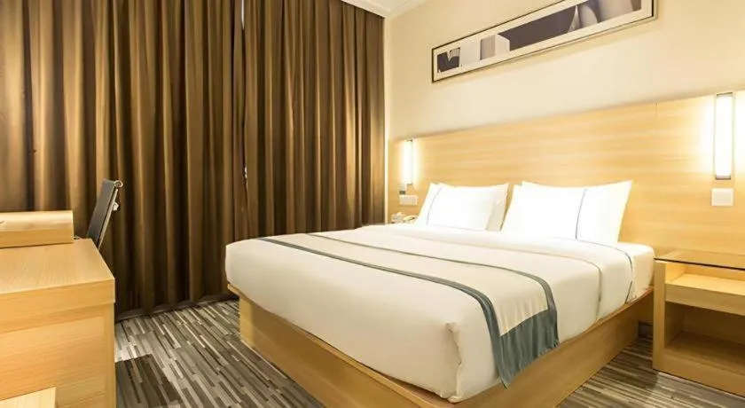 Bed in City Comfort Inn Nanning Wuyi Fude