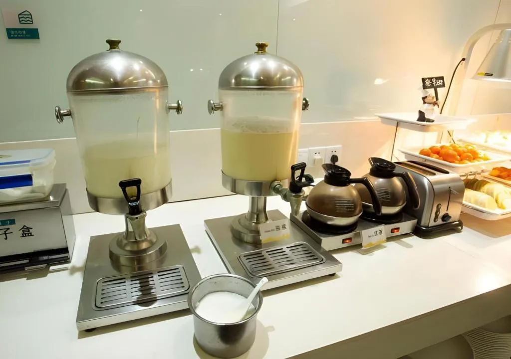 City Comfort Inn Huanggang Tuanfeng Passenger