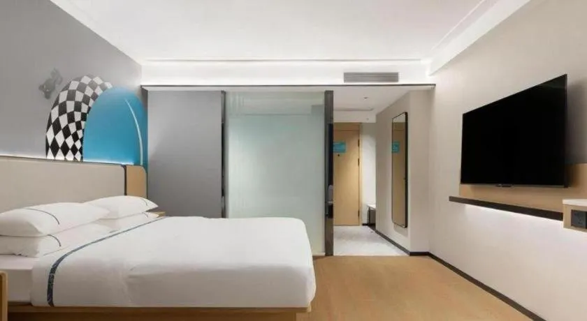 Bed in City Comfort Inn Huanggang Tuanfeng Passenger