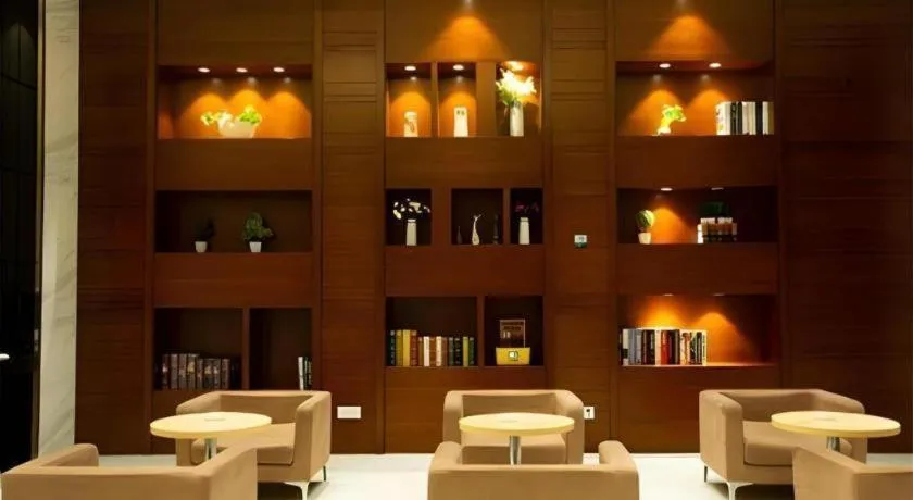 City Comfort Inn Huanggang Tuanfeng Passenger