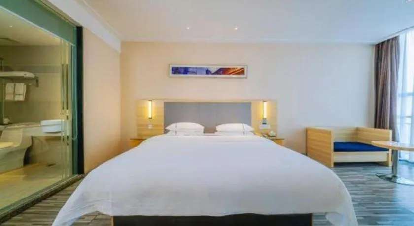 Bed in City Comfort Inn Guilin Quanzhou Zhongxin Square