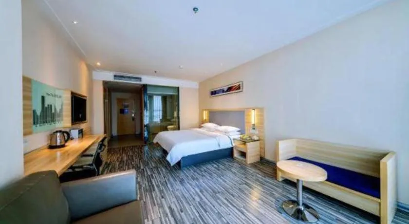Bed in City Comfort Inn Guilin Quanzhou Zhongxin Square