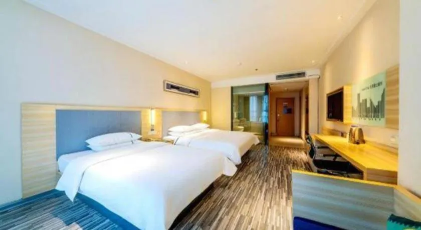 Bed in City Comfort Inn Guilin Quanzhou Zhongxin Square