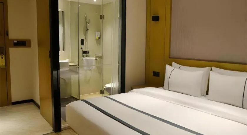 Bed in City Comfort Inn Yulin Yufu Road Industrial Products Market