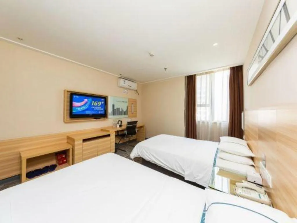 Bed in City Comfort Inn Chongqing Yuzhong District Daping Hospital