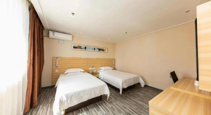 Bed in City Comfort Inn Chongqing Yuzhong District Daping Hospital