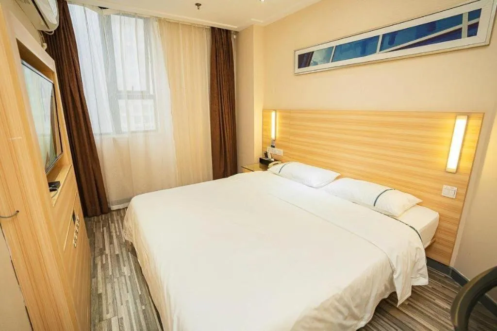 Bed in City Comfort Inn Chongqing Yuzhong District Daping Hospital