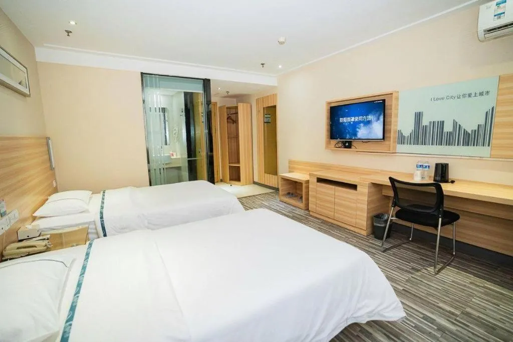 Bed in City Comfort Inn Chongqing Yuzhong District Daping Hospital