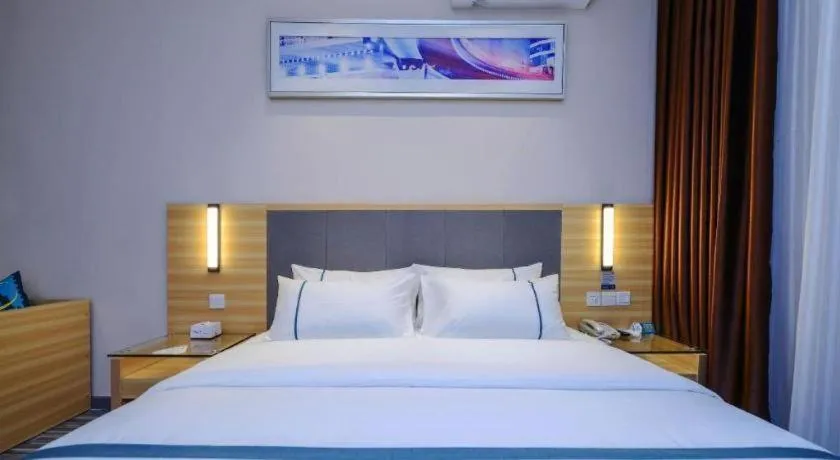 Bed in City Comfort Inn Chongqing Yuzhong District Daping Hospital