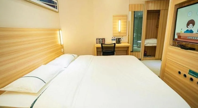 Bed in City Comfort Inn Chongqing Yuzhong District Daping Hospital