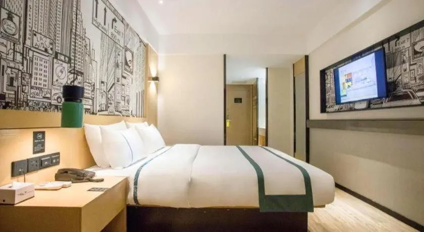 Bed in City Comfort Inn Beiliu Yongfeng Plaza Chengnan Bus Station