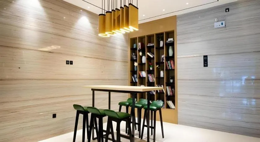 City Comfort Inn Beiliu Yongfeng Plaza Chengnan Bus Station