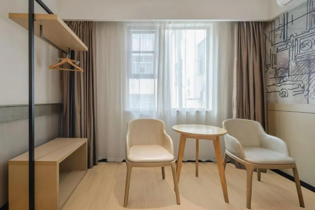 City Comfort Inn Beiliu Yongfeng Plaza Chengnan Bus Station